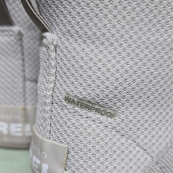 Sorel Gray Sneakers with Breathable Mesh and Cushioned Sole - Picture 16 of 16